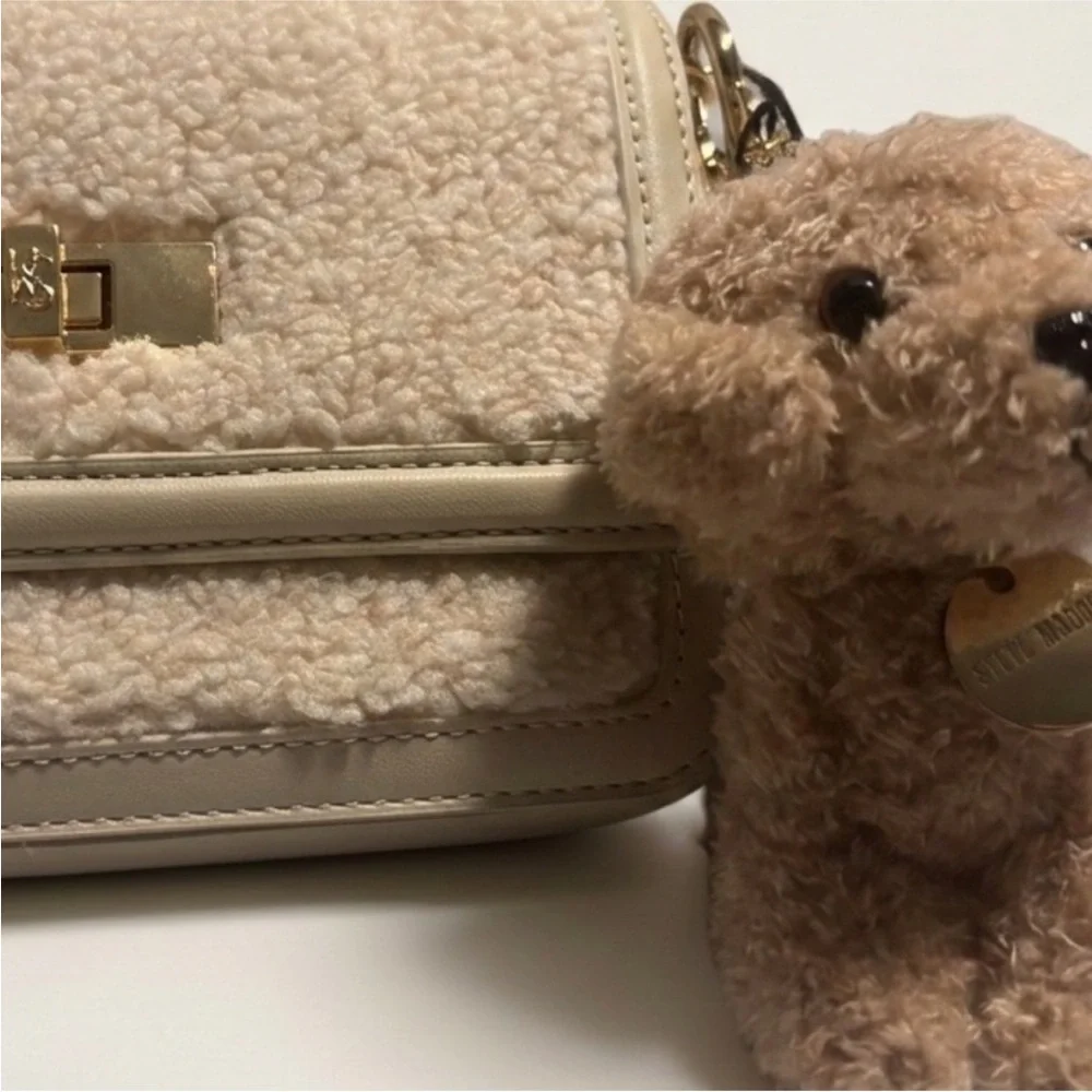 NWOT Steve Madden BNora Sherpa Box Crossbody Bag - Picture 3 of 5